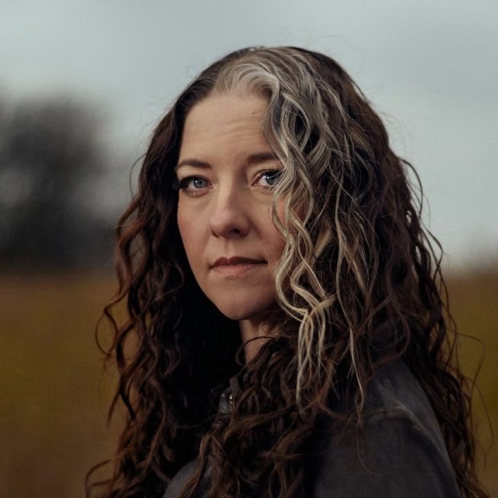 Portrait of Ashley McBryde