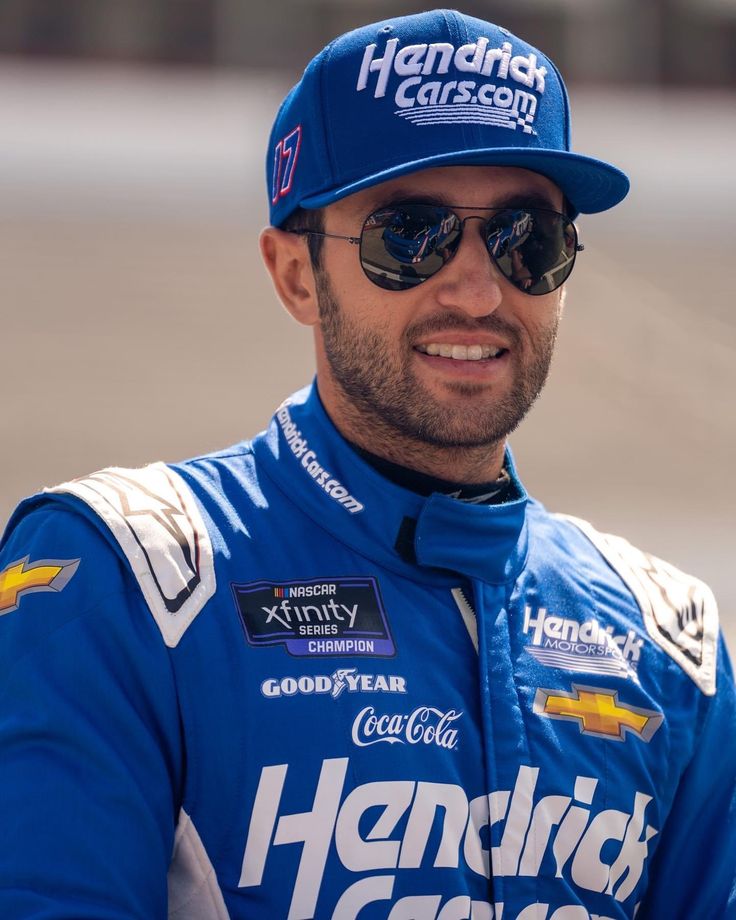 Portrait of Chase Elliott