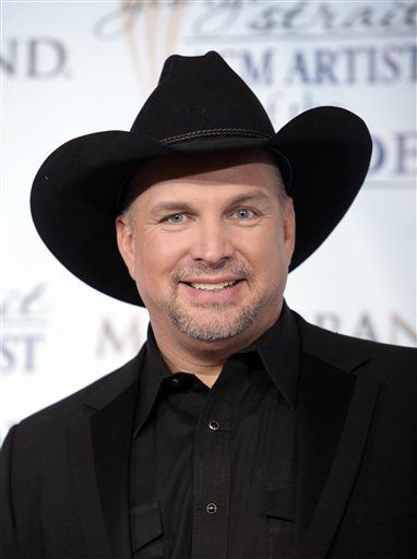 Portrait of Garth Brooks