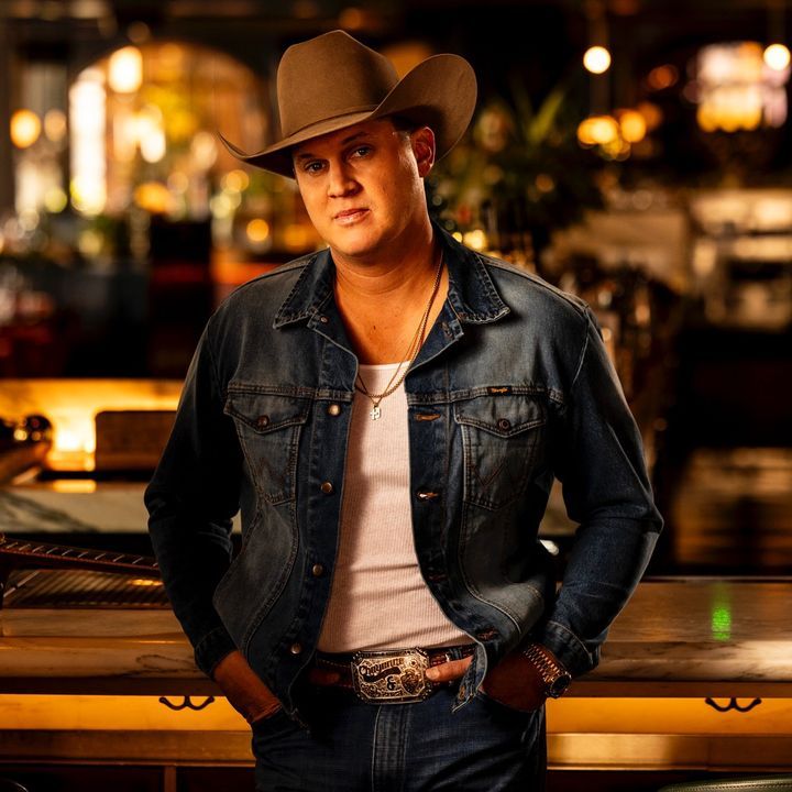 Portrait of Jon Pardi