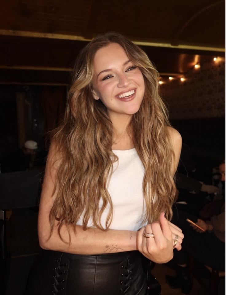 Portrait of Kelsea Ballerini